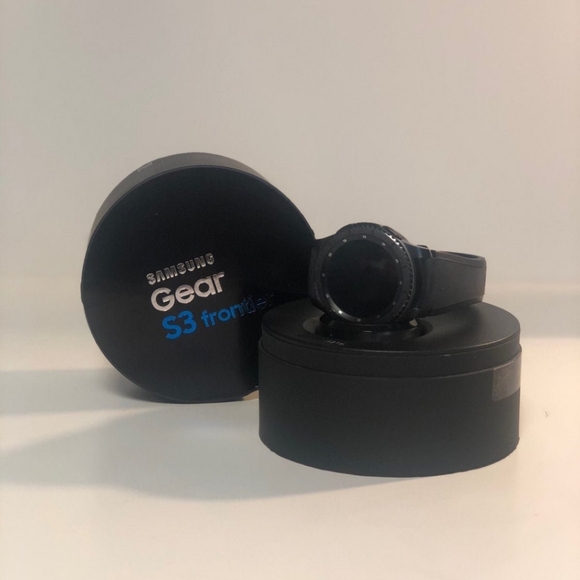 Samsung Gear S3 Frontier SmartwatchBlackBluetooth